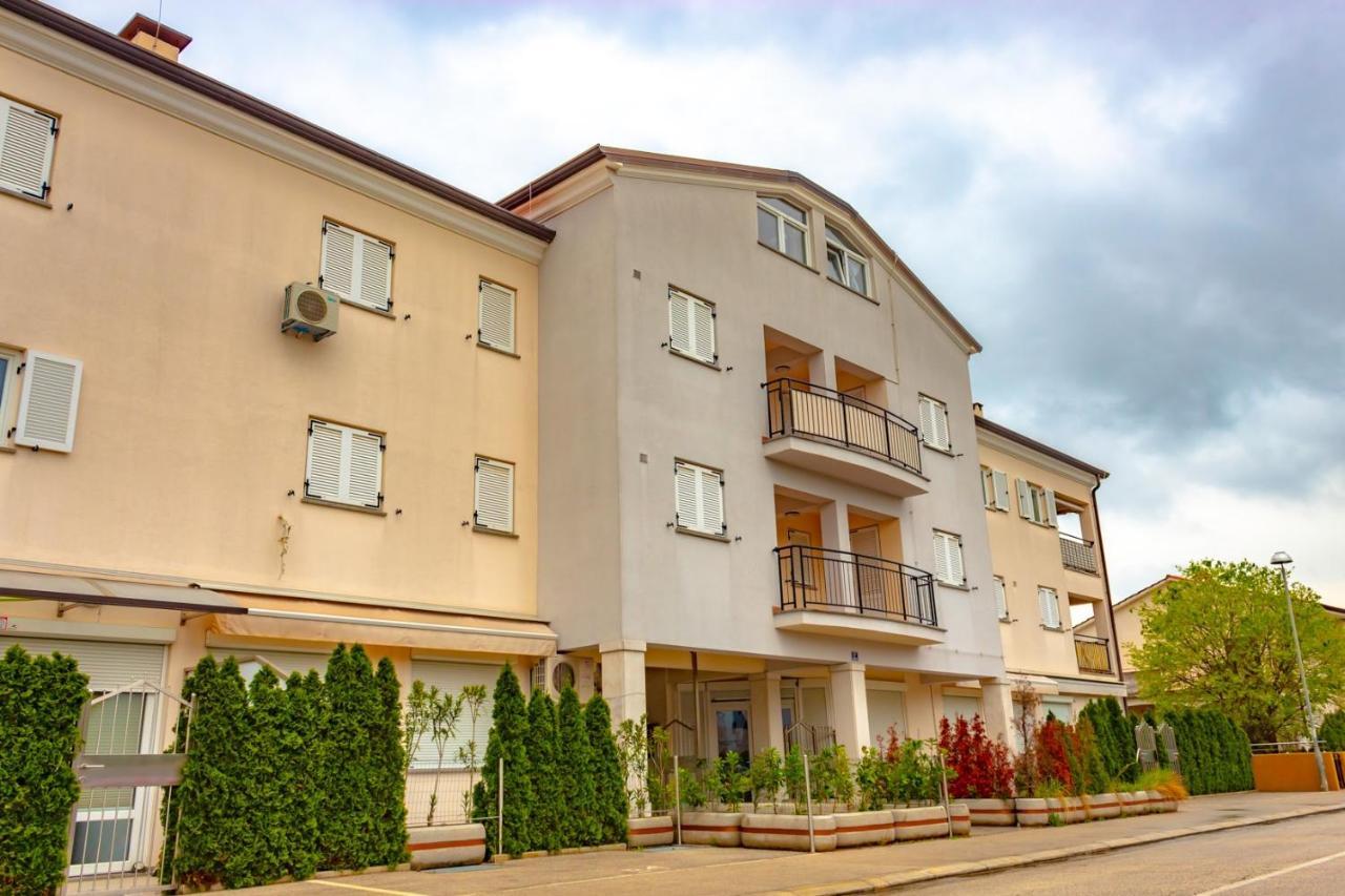 Apartment Botic Poreč Zewnętrze zdjęcie